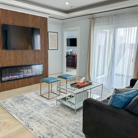 Apartamento Renovated 3B, 2Ba, Skyline View, Laundry, Cen Air